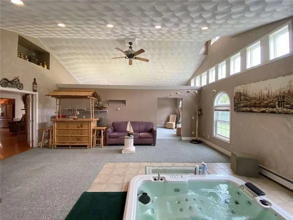 74 Crestview Drive Portsmouth RI 02871