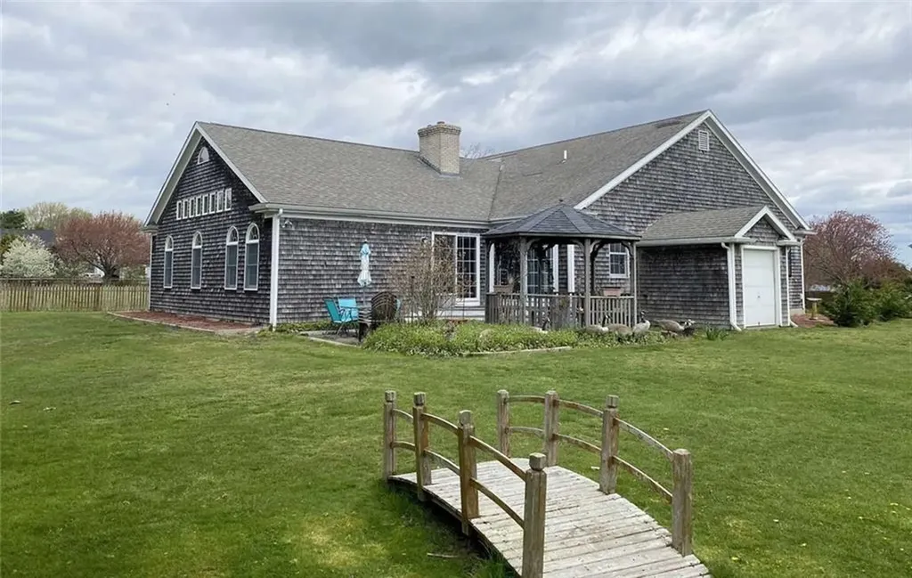 74 Crestview Drive Portsmouth RI 02871