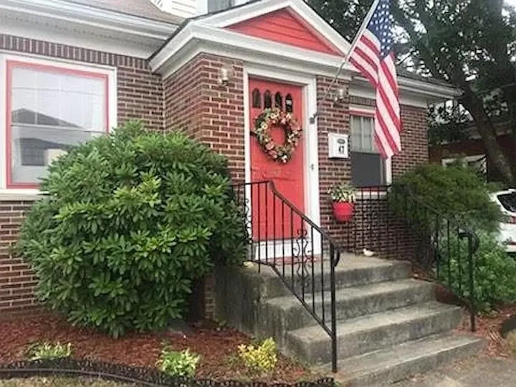 47 Waller Street Providence RI 02908