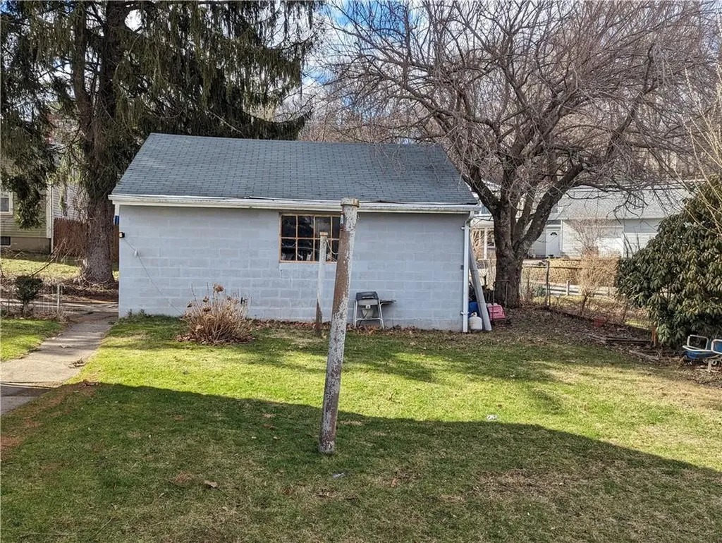 4 Calef Street Johnston RI 02919