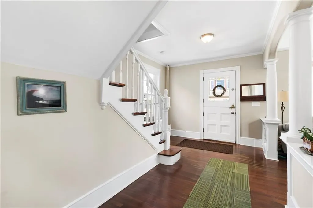 34 Hall Avenue Newport RI 02840
