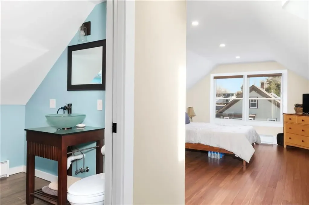 34 Hall Avenue Newport RI 02840