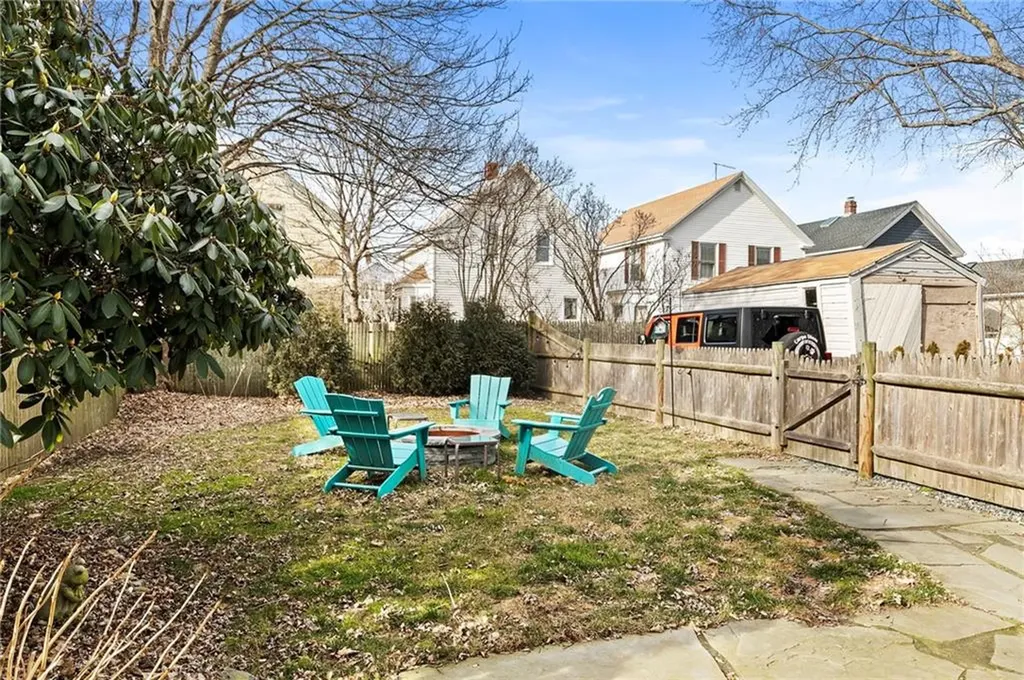 34 Hall Avenue Newport RI 02840