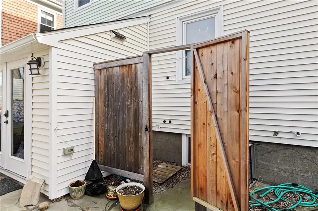 34 Hall Avenue Newport RI 02840