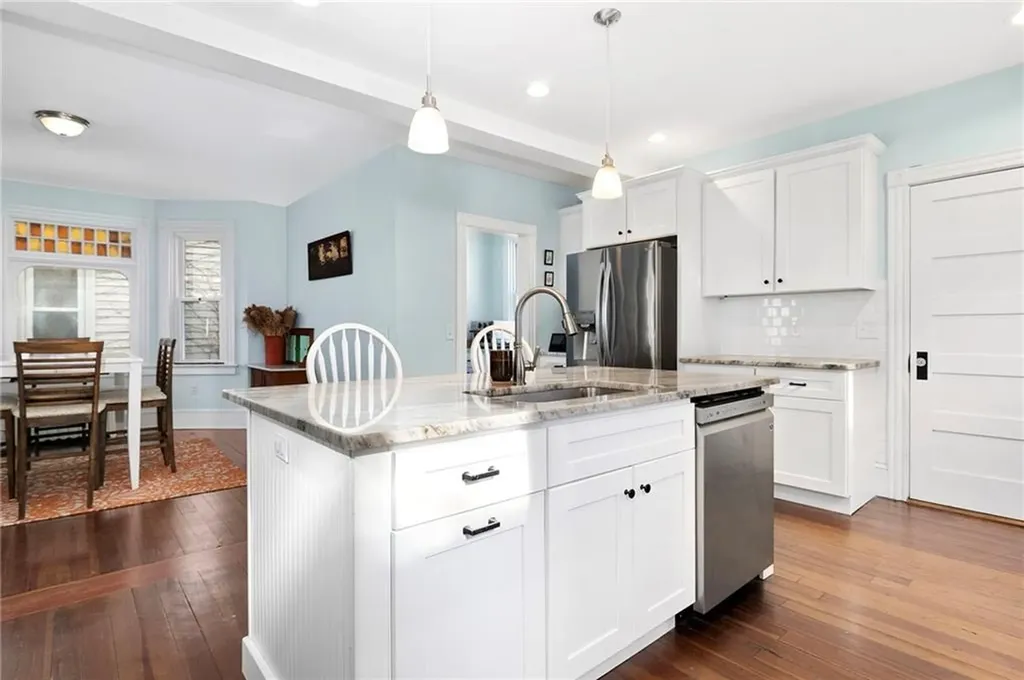 34 Hall Avenue Newport RI 02840