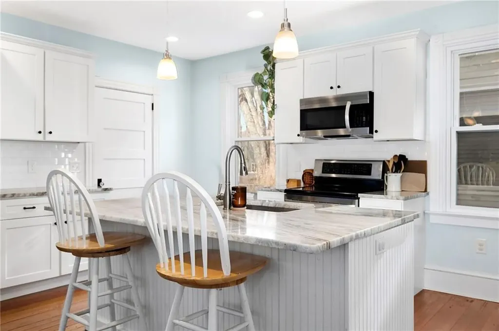 34 Hall Avenue Newport RI 02840