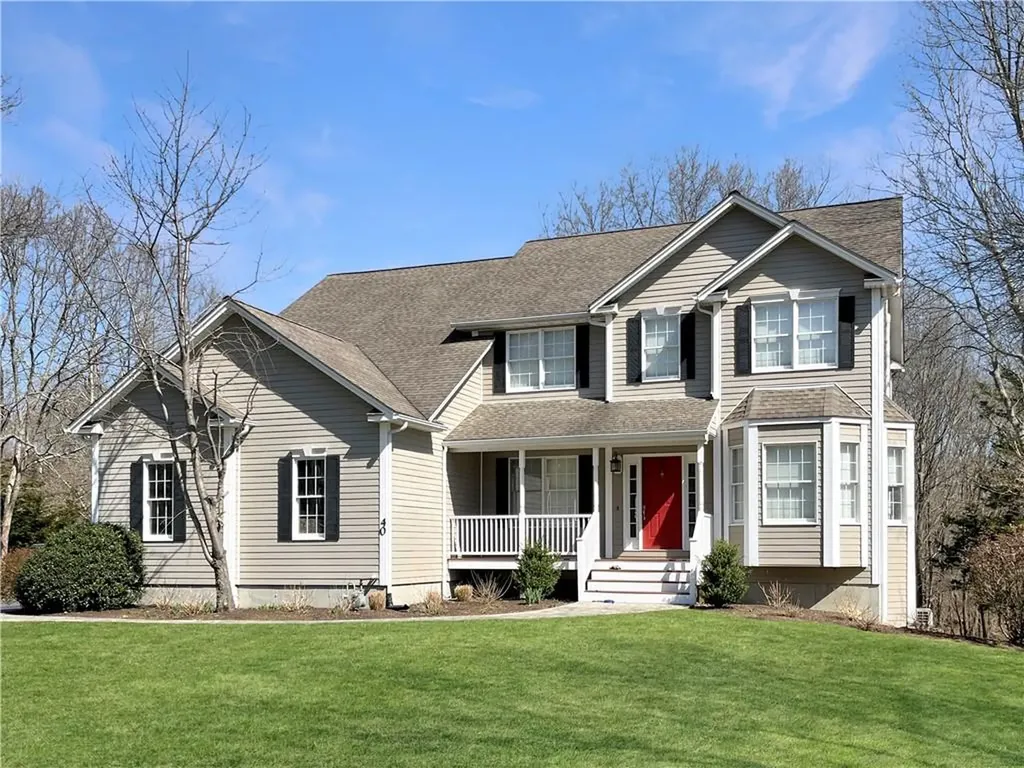 40 Lindsay Lane North Kingstown RI 02852