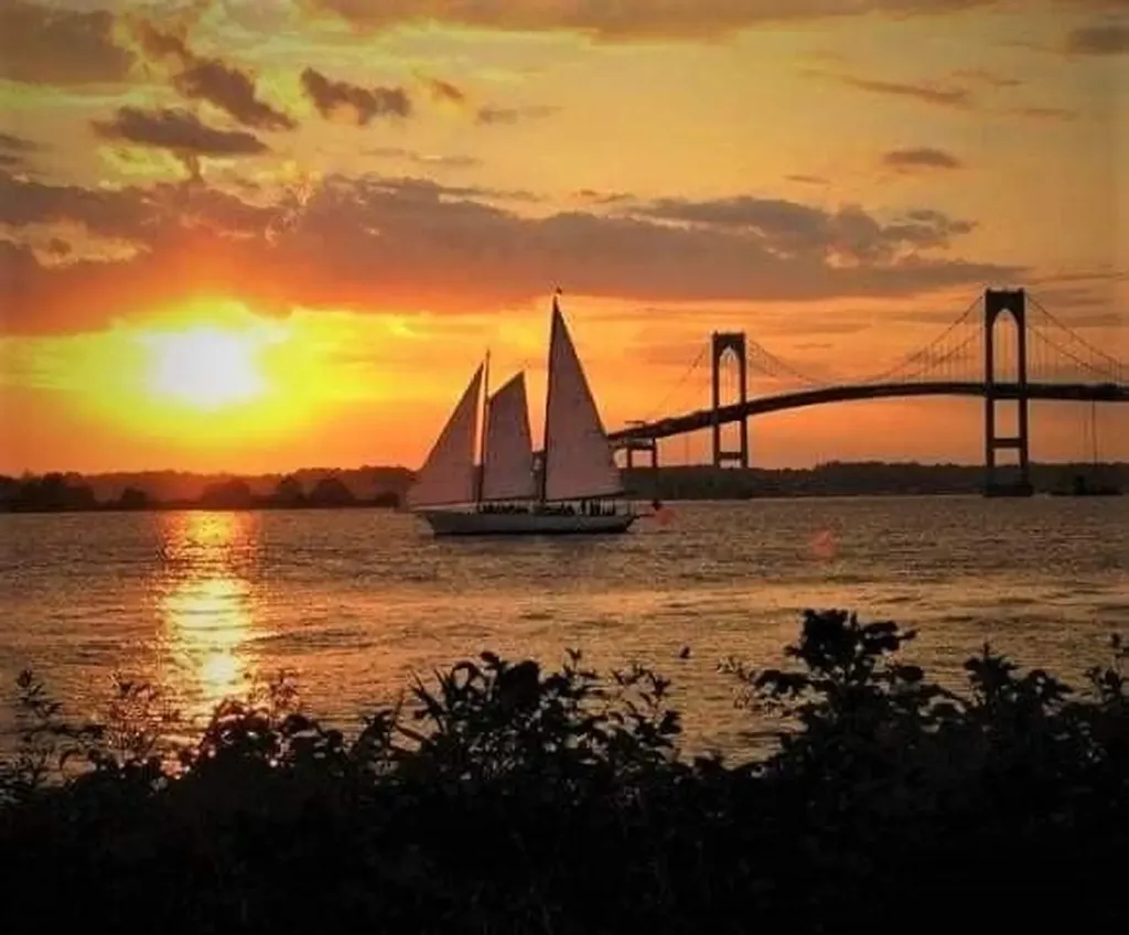 8 Katzman Place Newport RI 02840