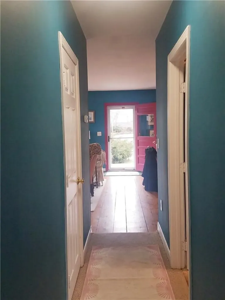8 Katzman Place Newport RI 02840
