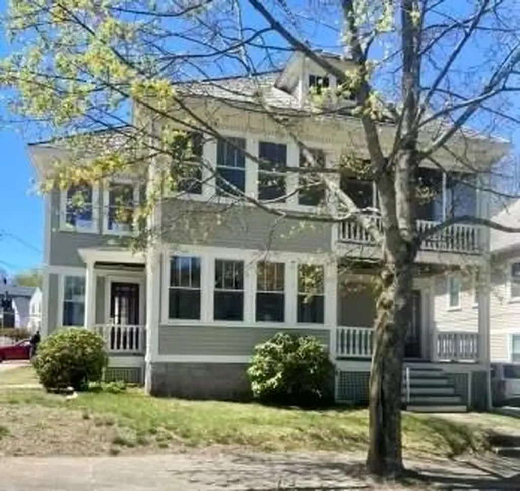 5 Alice Avenue Woonsocket RI 02895