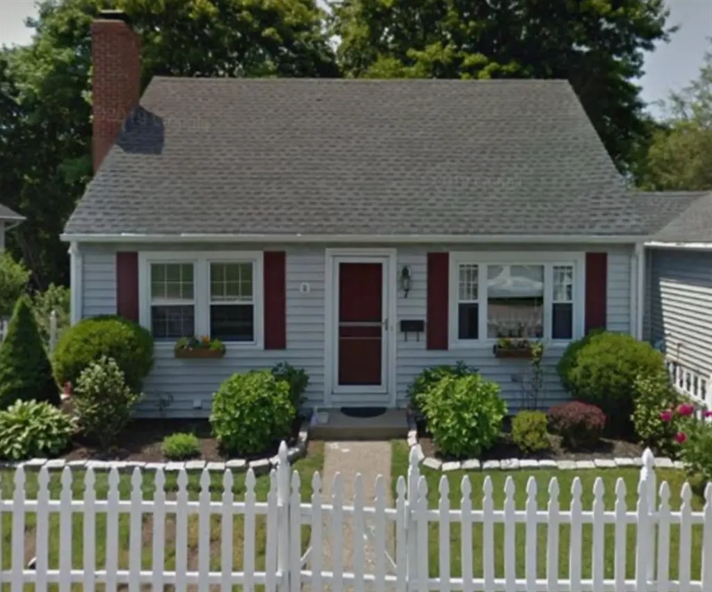 7 Westminster Street Westerly RI 02891
