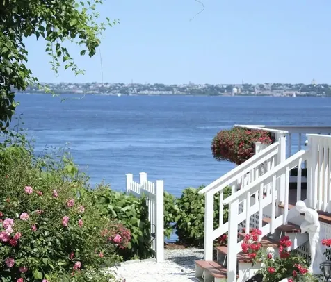 106 King Philip Avenue Bristol RI 02809