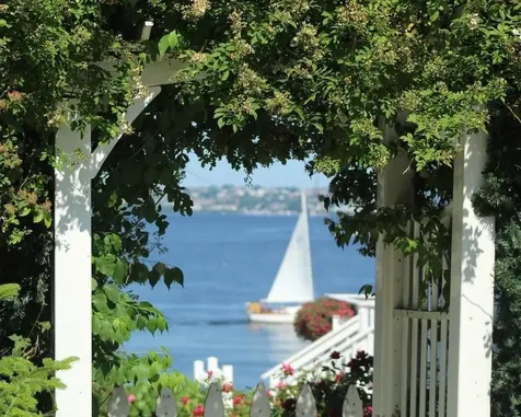 106 King Philip Avenue Bristol RI 02809