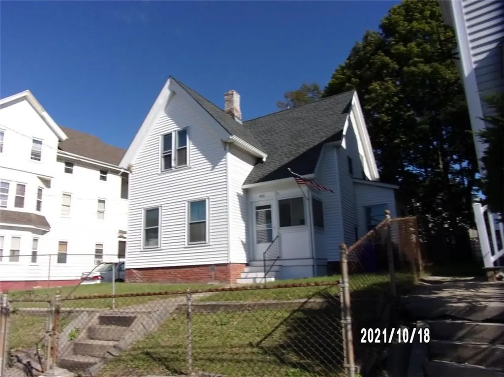 401 Dexter Street Central Falls RI 02863