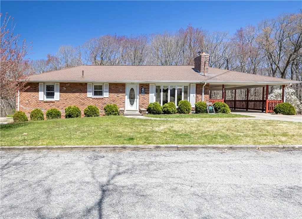 77 Victoria Street Johnston RI 02919