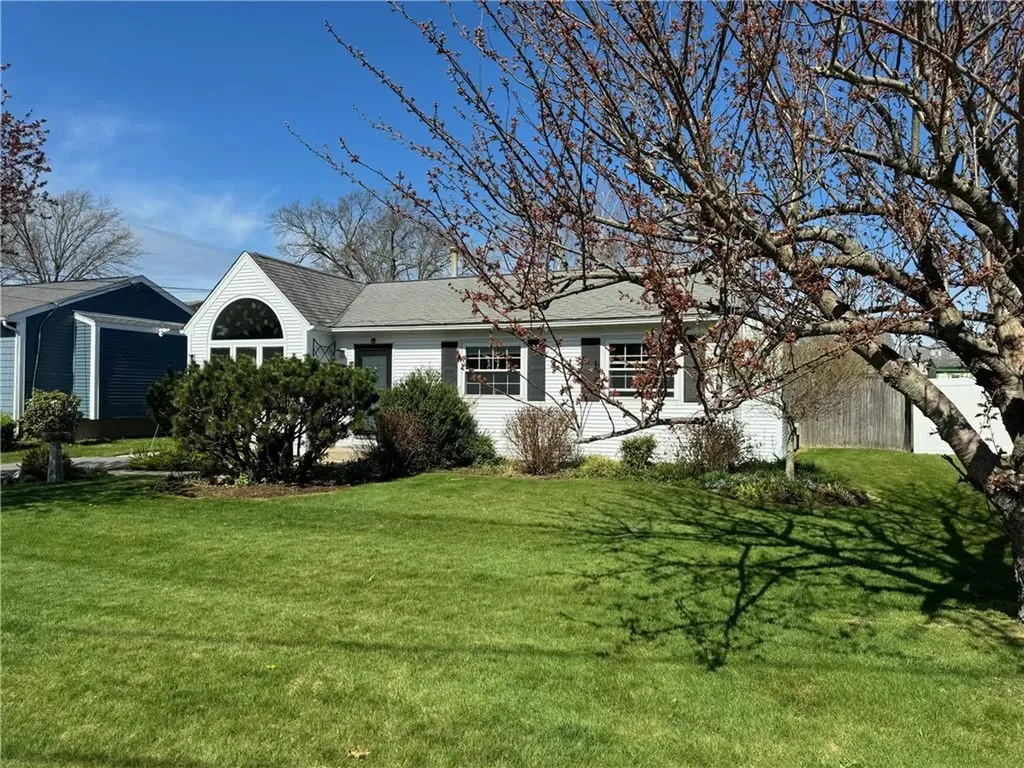 22 Justin Way Cranston RI 02910