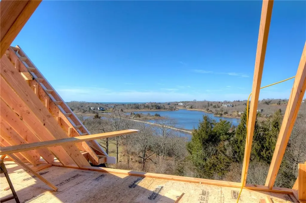 11 Ocean Heights Road Newport RI 02840