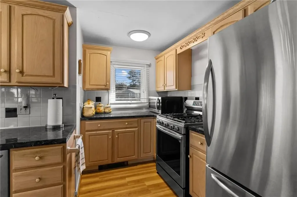 2 Meadow View Boulevard North Providence RI 02904