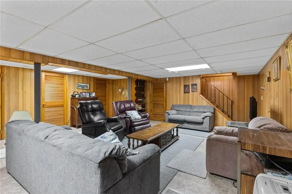 2 Meadow View Boulevard North Providence RI 02904