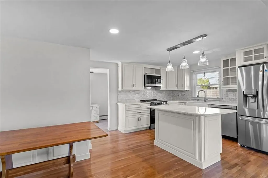 140 Kearney Street Cranston RI 02920