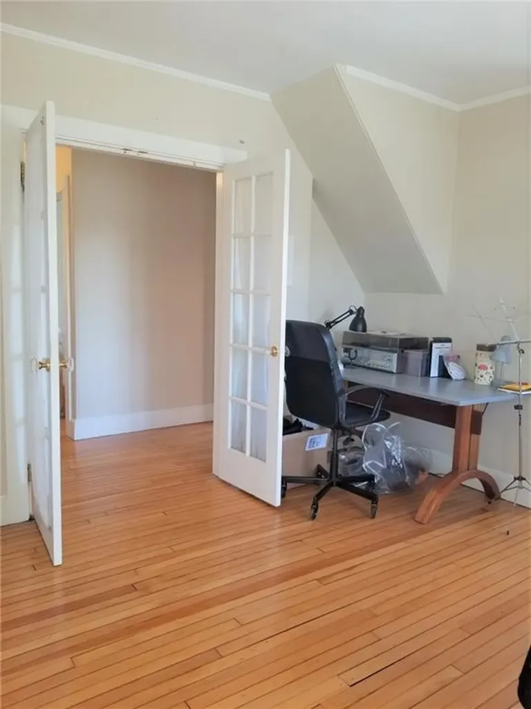 17 Park Street Newport RI 02840