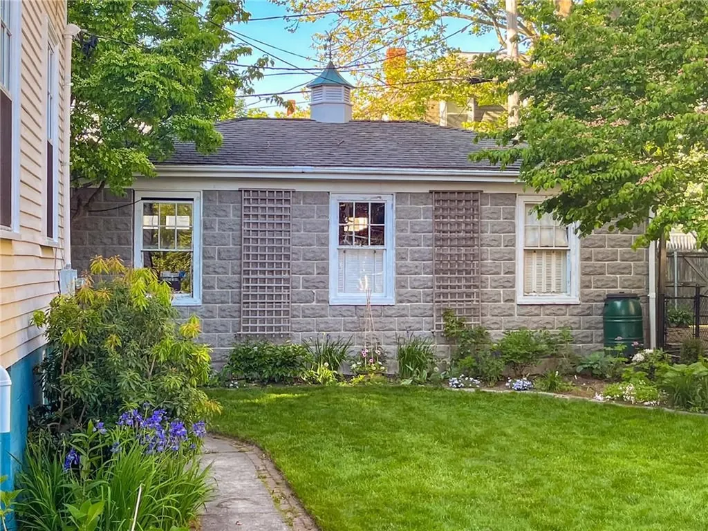 17 Park Street Newport RI 02840
