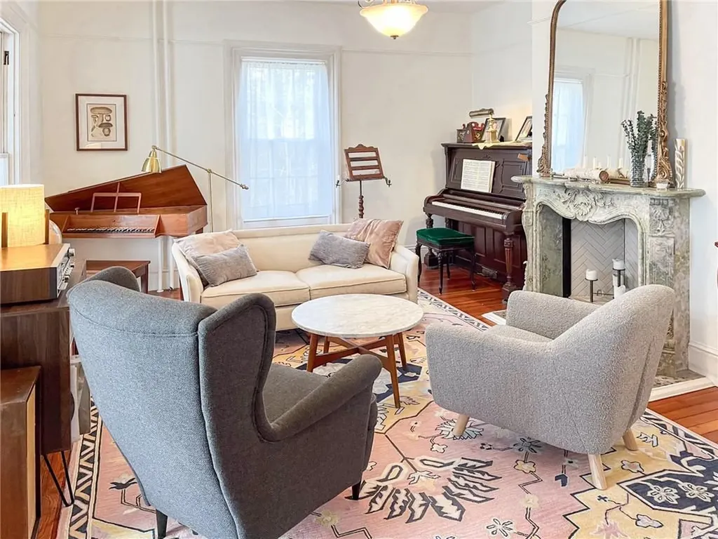17 Park Street Newport RI 02840