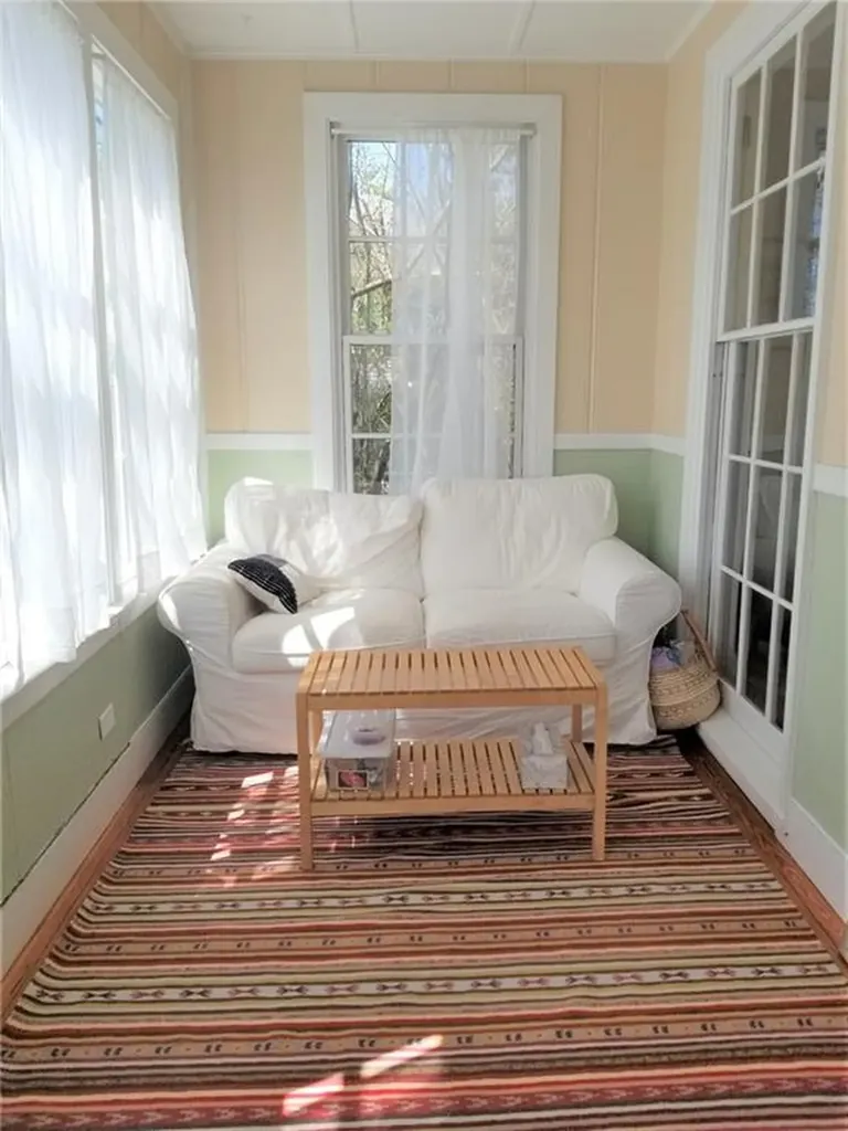 17 Park Street Newport RI 02840