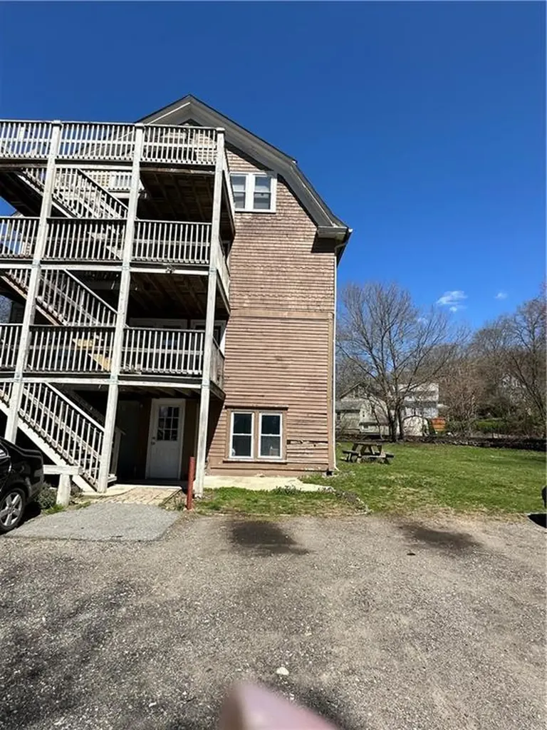 65 69 Phenix Avenue West Warwick RI 02893
