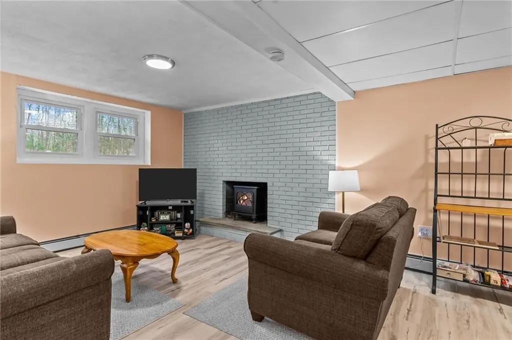 133 Brown Avenue Johnston RI 02919