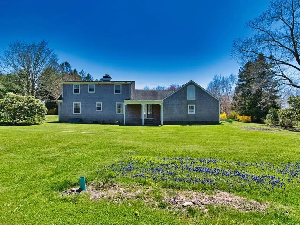 38 Bonniefield Drive Tiverton RI 02878