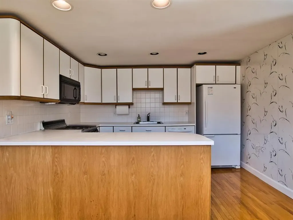 38 Bonniefield Drive Tiverton RI 02878