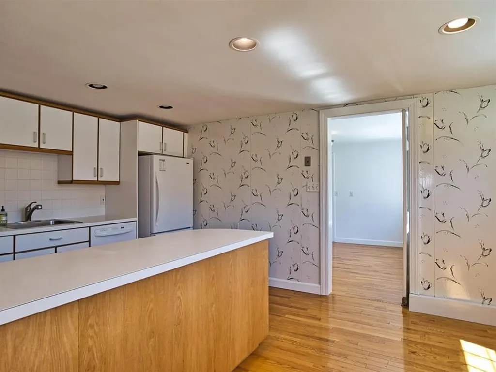 38 Bonniefield Drive Tiverton RI 02878