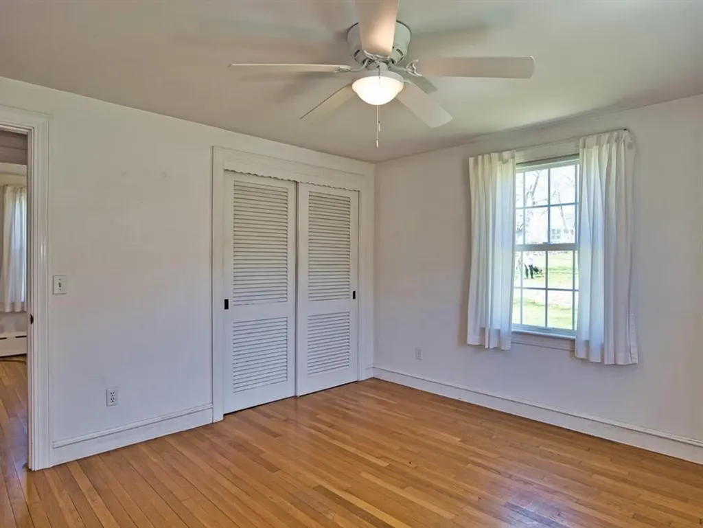 38 Bonniefield Drive Tiverton RI 02878