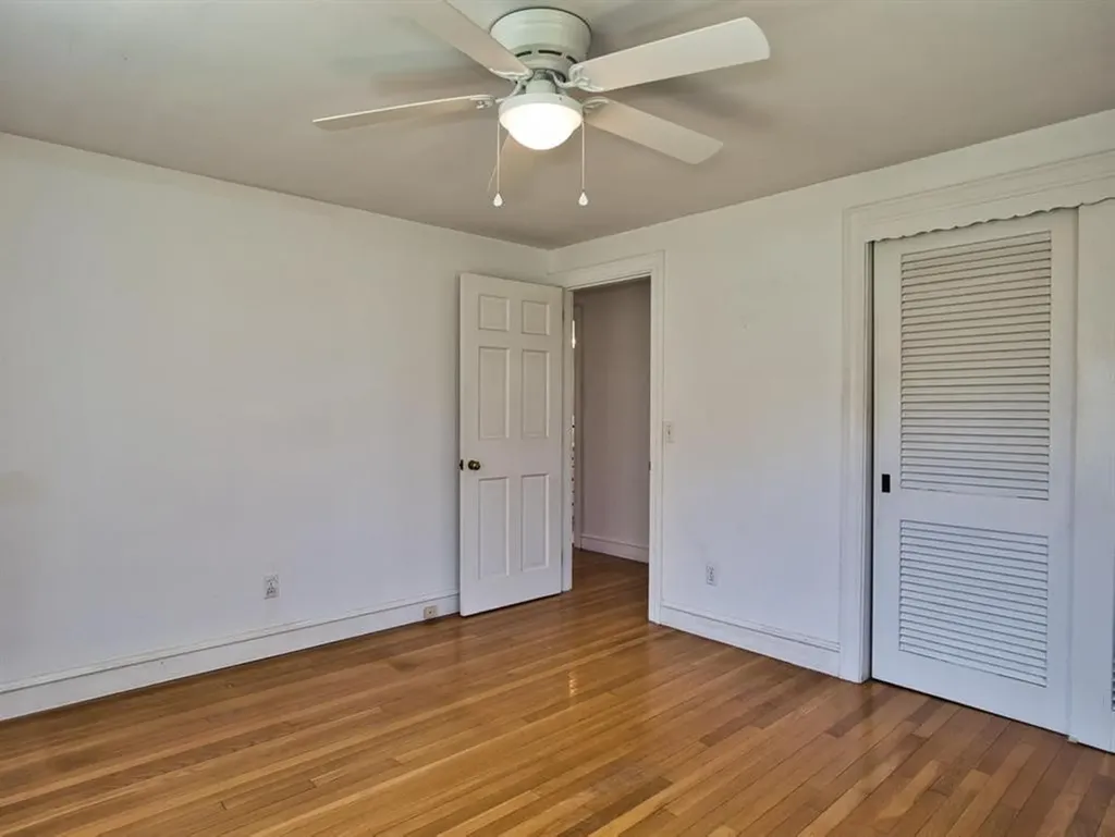 38 Bonniefield Drive Tiverton RI 02878