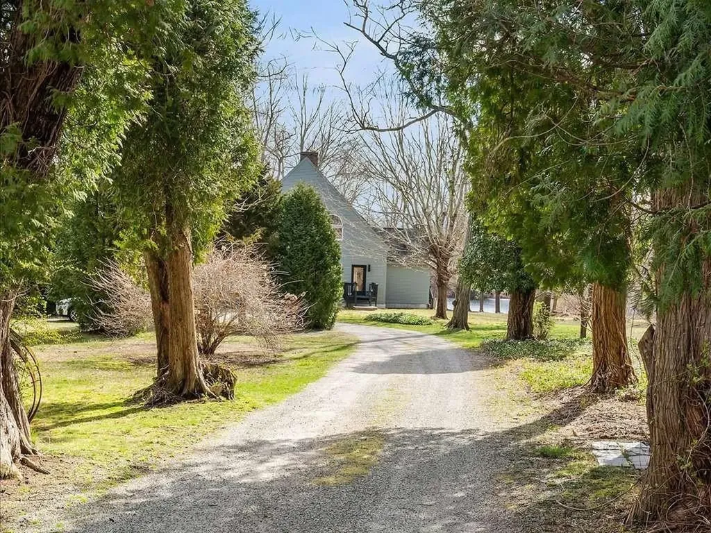 4730 Old Post Road Charlestown RI 02813