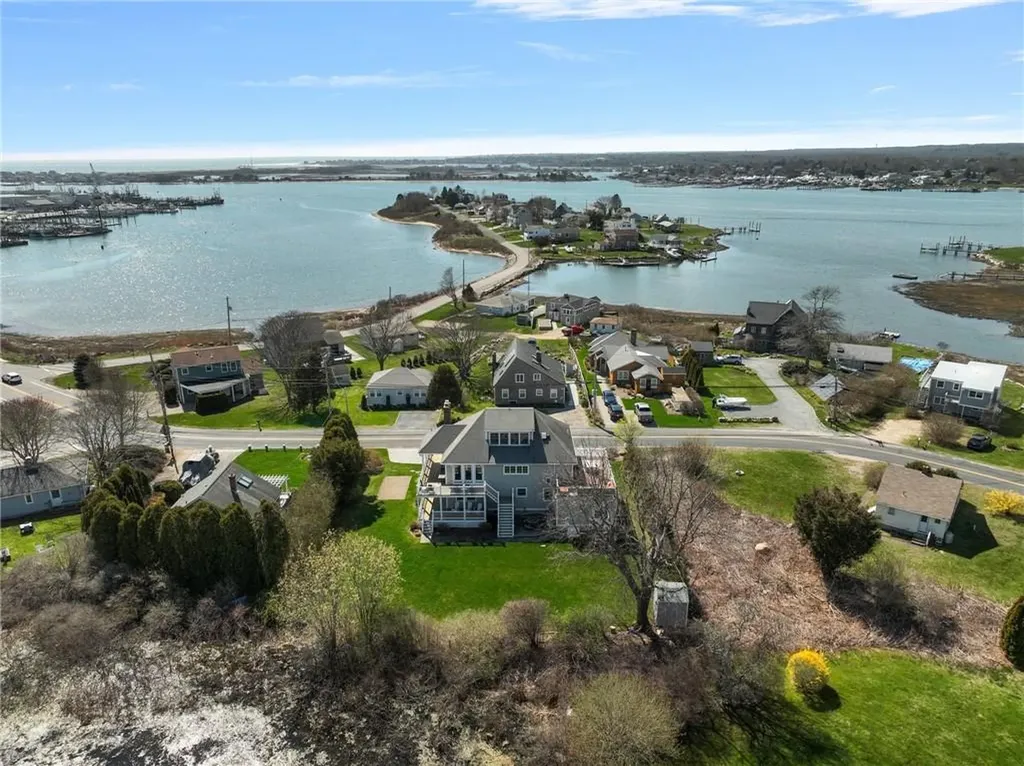 15 Conch Road Narragansett RI 02882