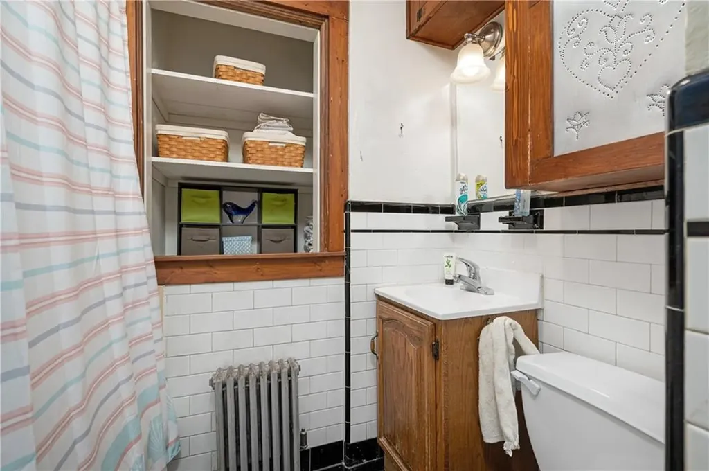 225 Samuel Gorton Avenue Warwick RI 02889