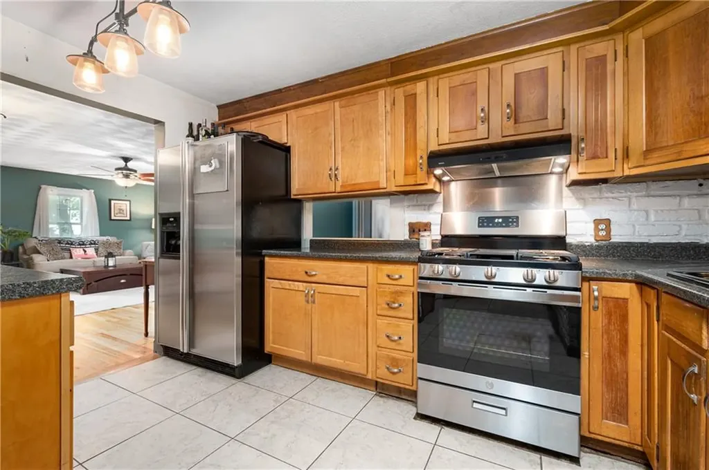 225 Samuel Gorton Avenue Warwick RI 02889