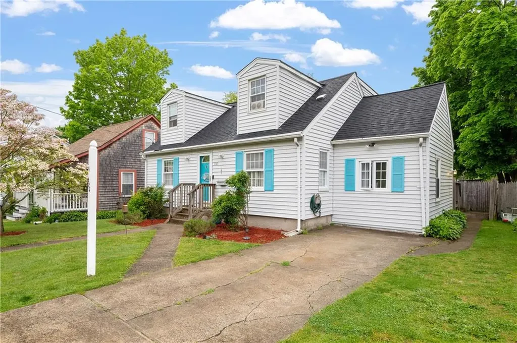 225 Samuel Gorton Avenue Warwick RI 02889
