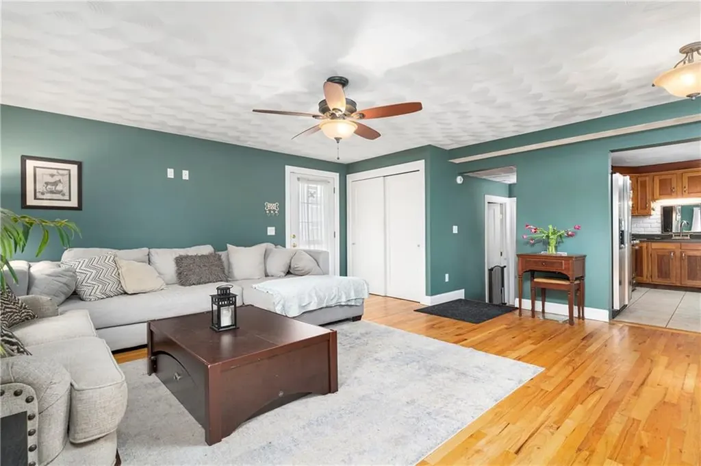 225 Samuel Gorton Avenue Warwick RI 02889