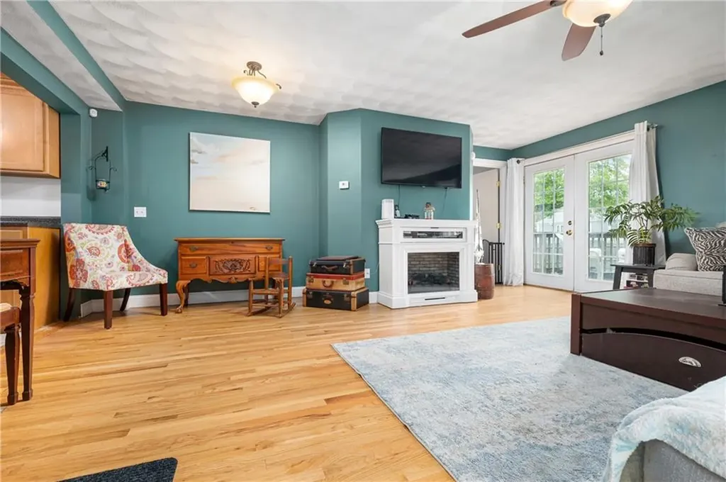 225 Samuel Gorton Avenue Warwick RI 02889