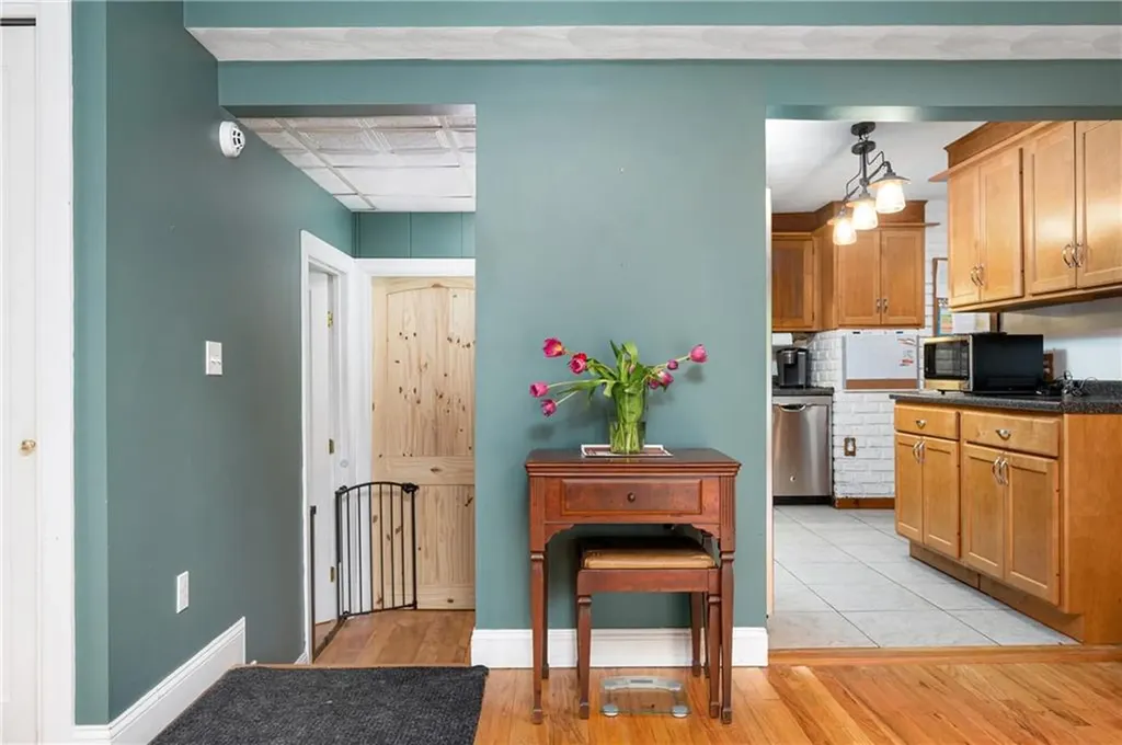 225 Samuel Gorton Avenue Warwick RI 02889