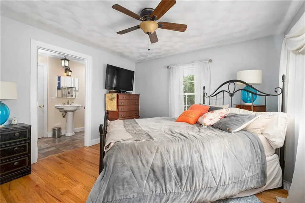 225 Samuel Gorton Avenue Warwick RI 02889