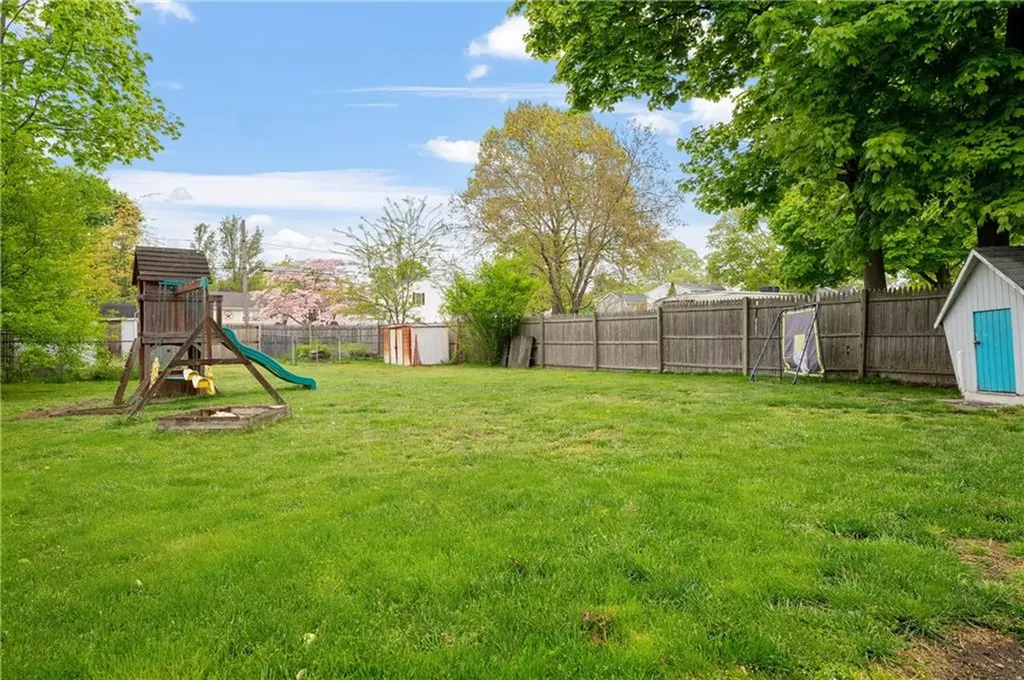 225 Samuel Gorton Avenue Warwick RI 02889