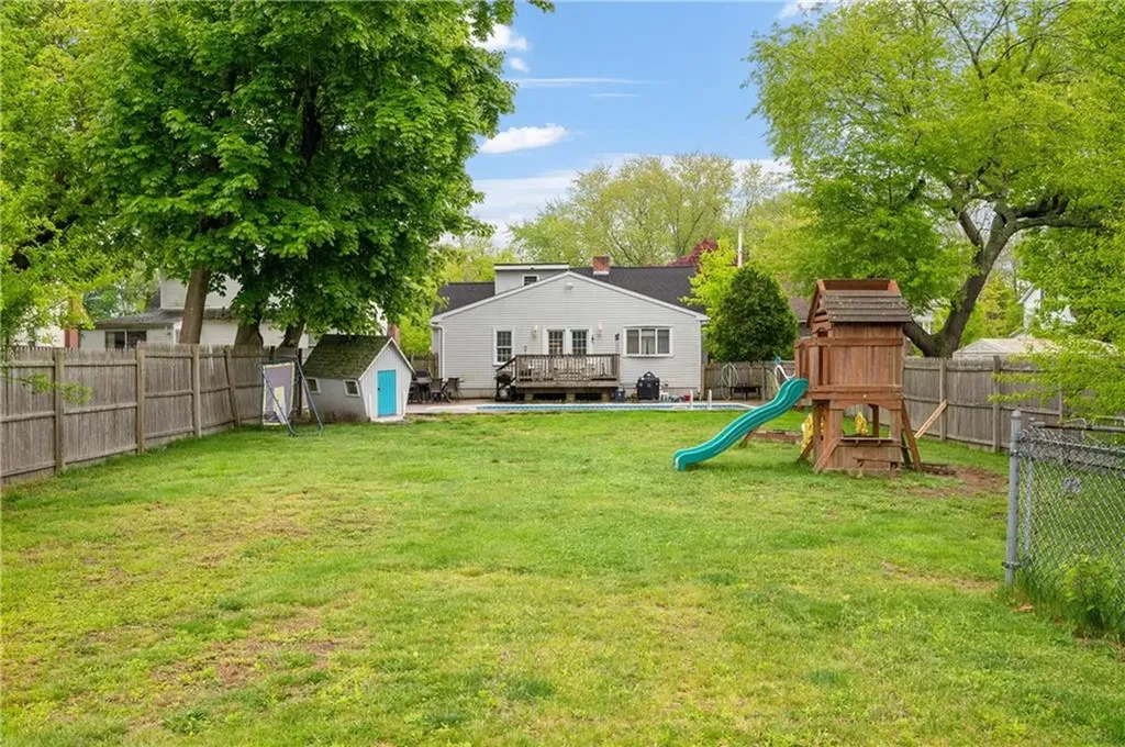 225 Samuel Gorton Avenue Warwick RI 02889