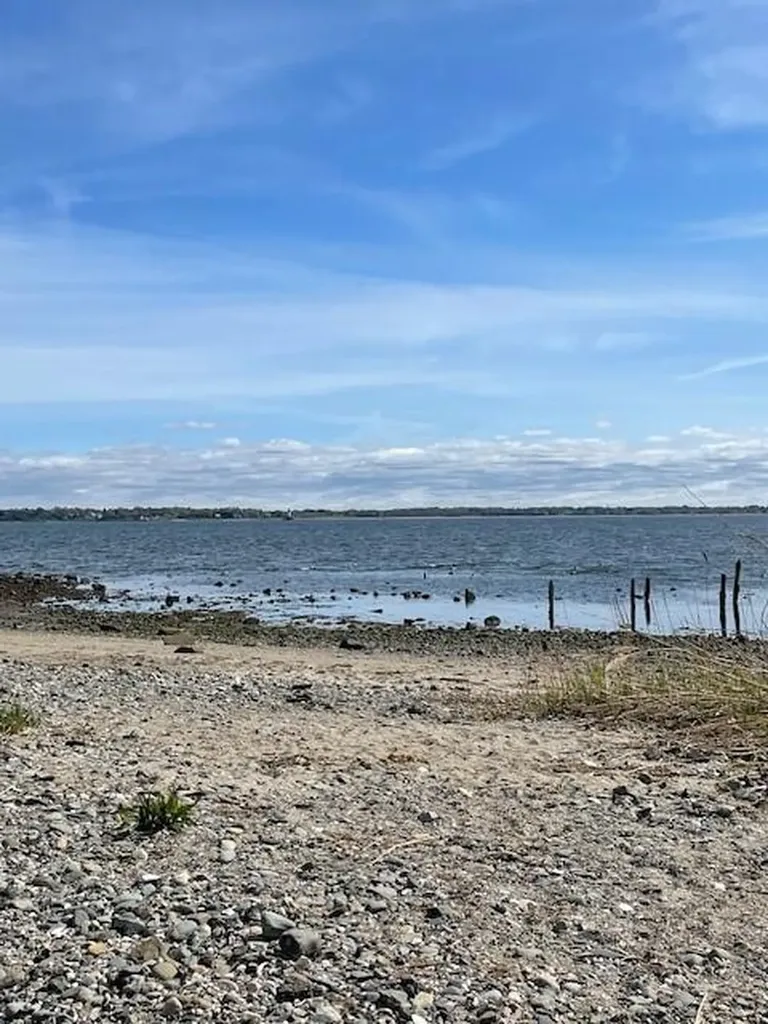 225 Samuel Gorton Avenue Warwick RI 02889