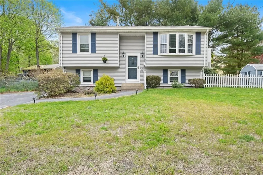 90 Webb Avenue Warwick RI 02889