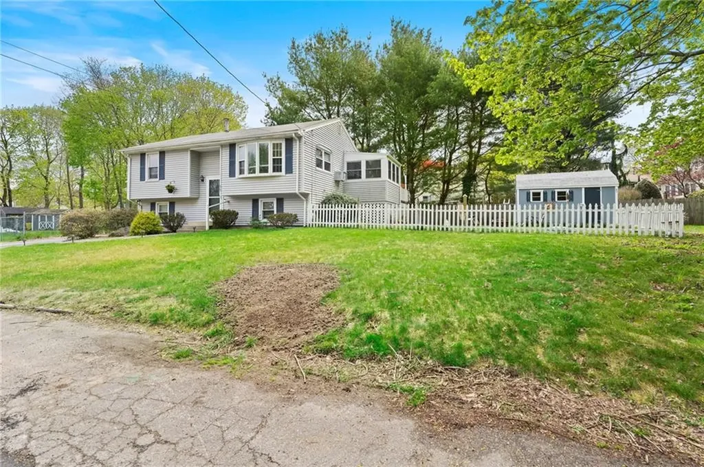 90 Webb Avenue Warwick RI 02889