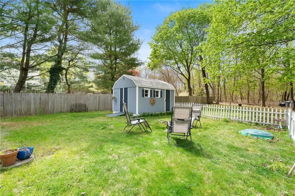 90 Webb Avenue Warwick RI 02889
